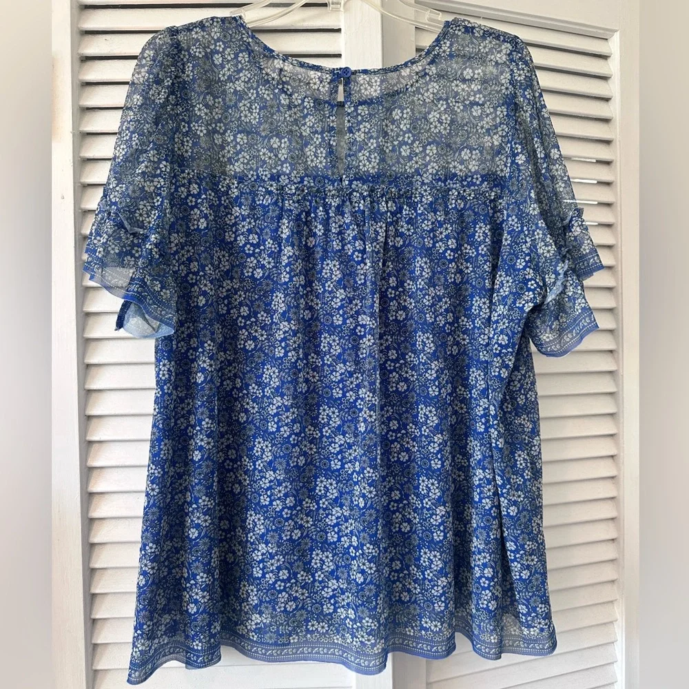 Max studio short sleeve sheer mesh top blouse blue white black floral Size XL - Picture 2 of 7